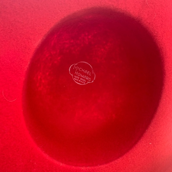 Hat - Picture 2 of 6